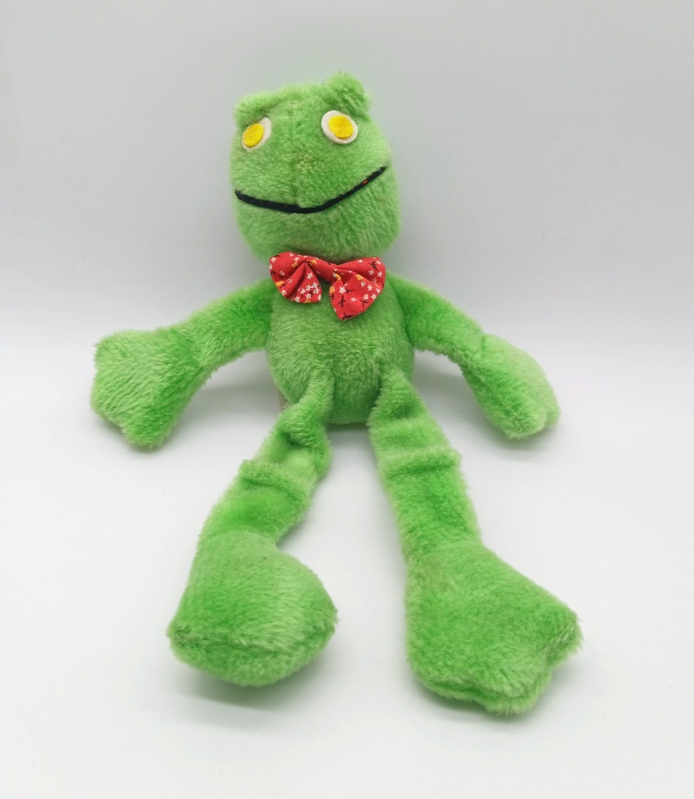 12" Vintage Knickerbocker Green Plush Frog Bean Bag Bowtie Stuffed Animal Toy